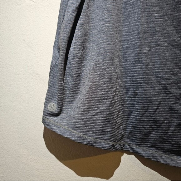 Zella Tank Top with Back Open S Large - Picture 5 of 8